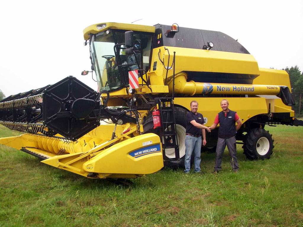 Übergabe eine Mähdreschers